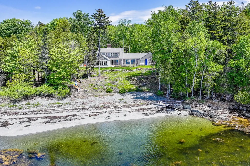 228 Gooseberry Point Road Islesboro ME 04848
