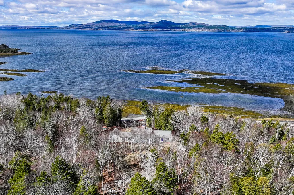 228 Gooseberry Point Road Islesboro ME 04848
