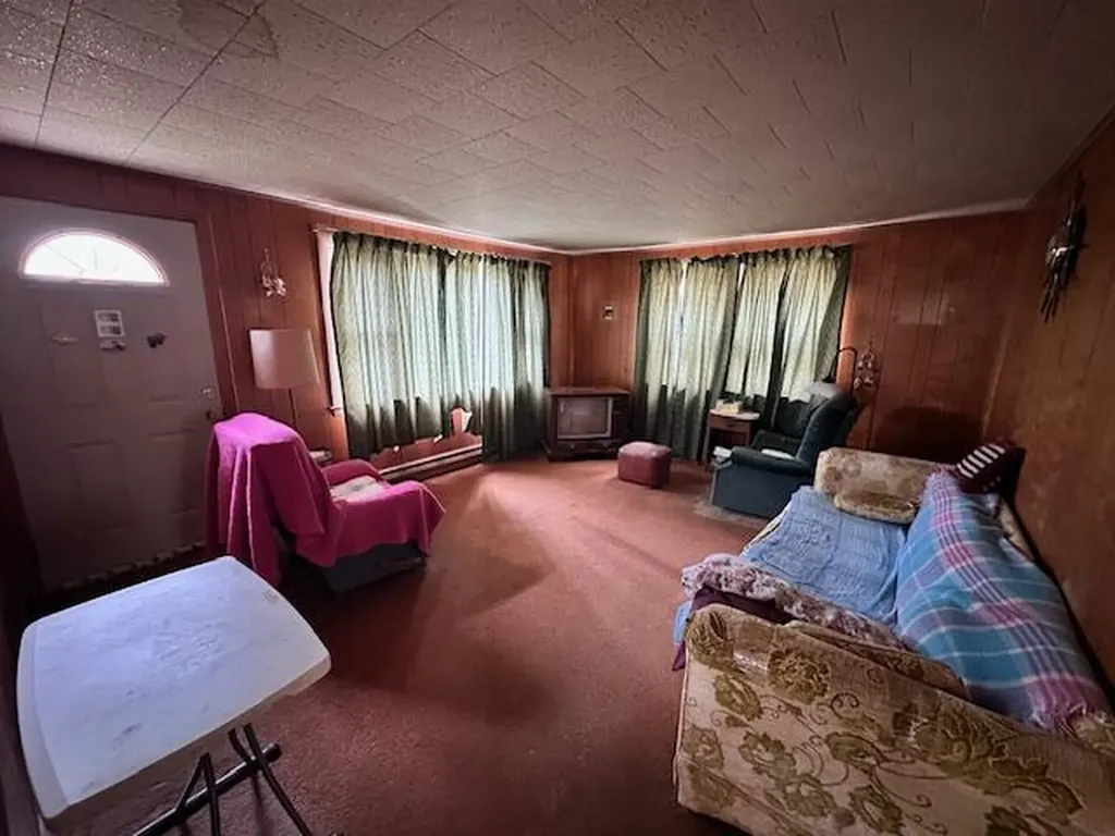 82 Jenkins Road Saco ME 04072
