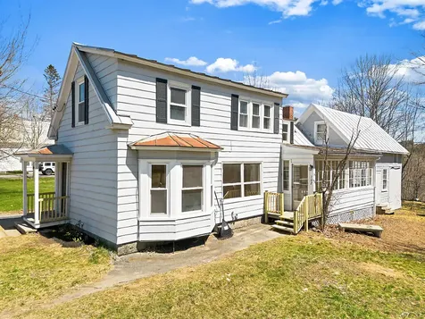 102 Main Street Skowhegan ME 04976