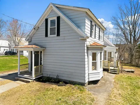 102 Main Street Skowhegan ME 04976