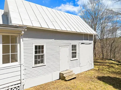 102 Main Street Skowhegan ME 04976