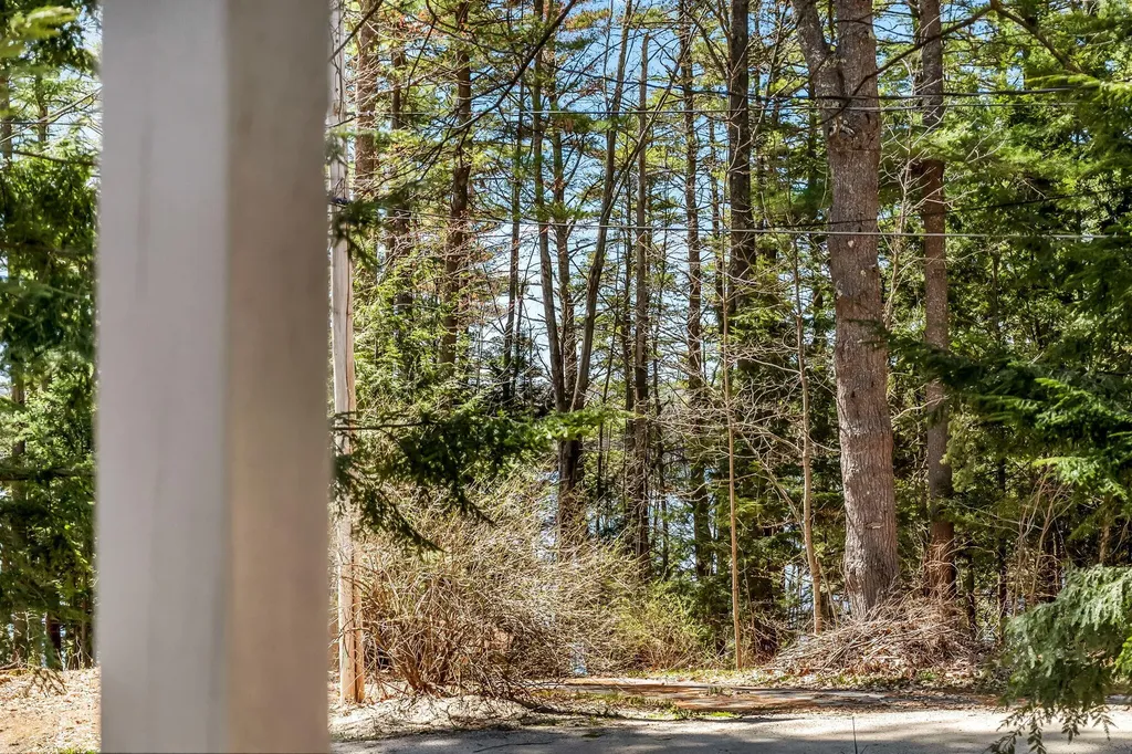 113 Wyman Road Auburn ME 04210