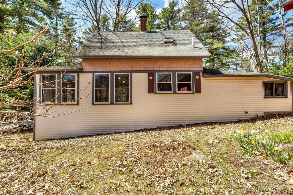 113 Wyman Road Auburn ME 04210