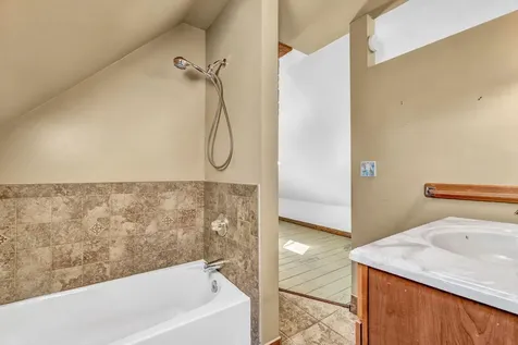 113 Wyman Road Auburn ME 04210