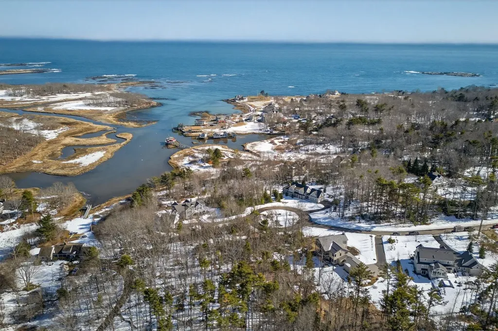 18 Ebs Cove Lane Kennebunkport ME 04046