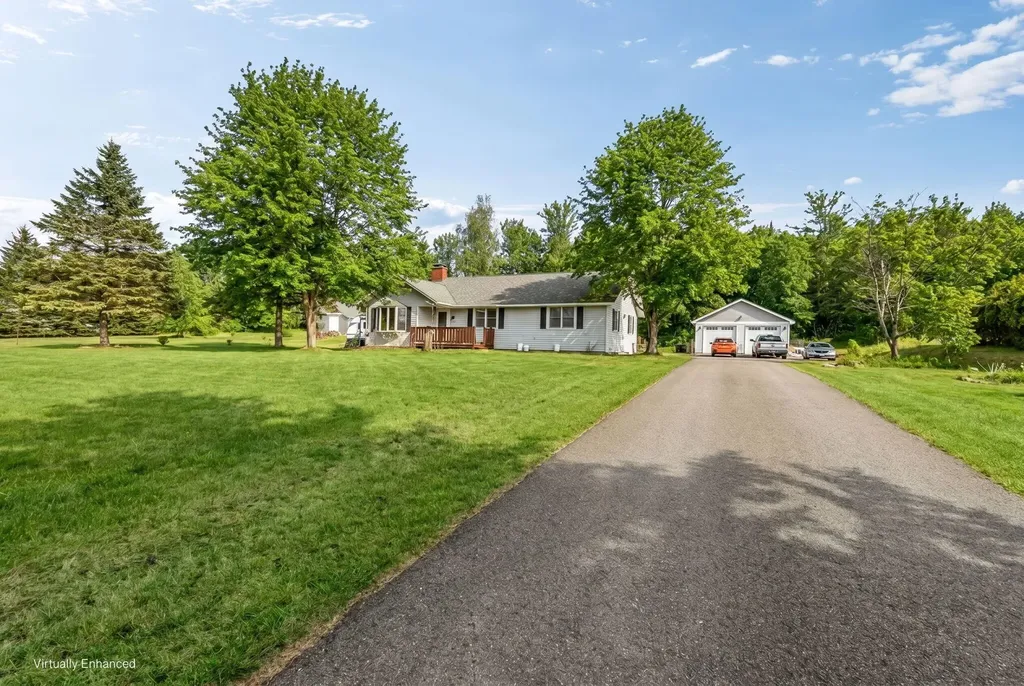 272 Enfield Road Lincoln ME 04457