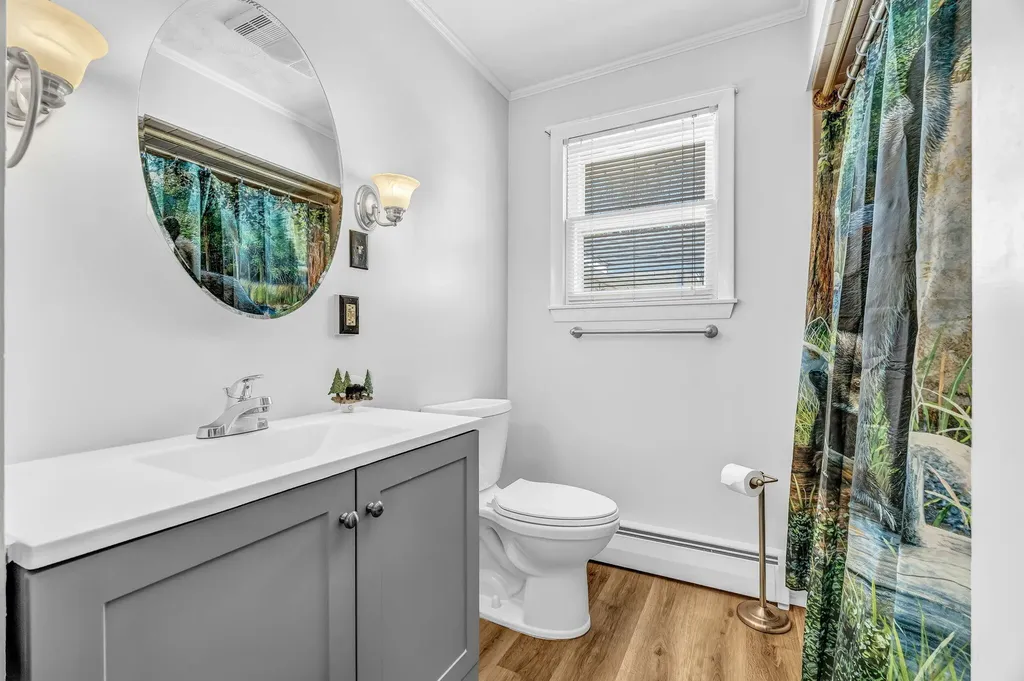 272 Enfield Road Lincoln ME 04457