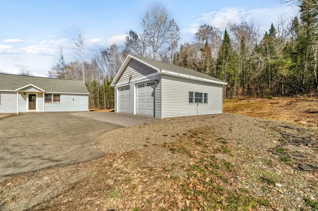 272 Enfield Road Lincoln ME 04457