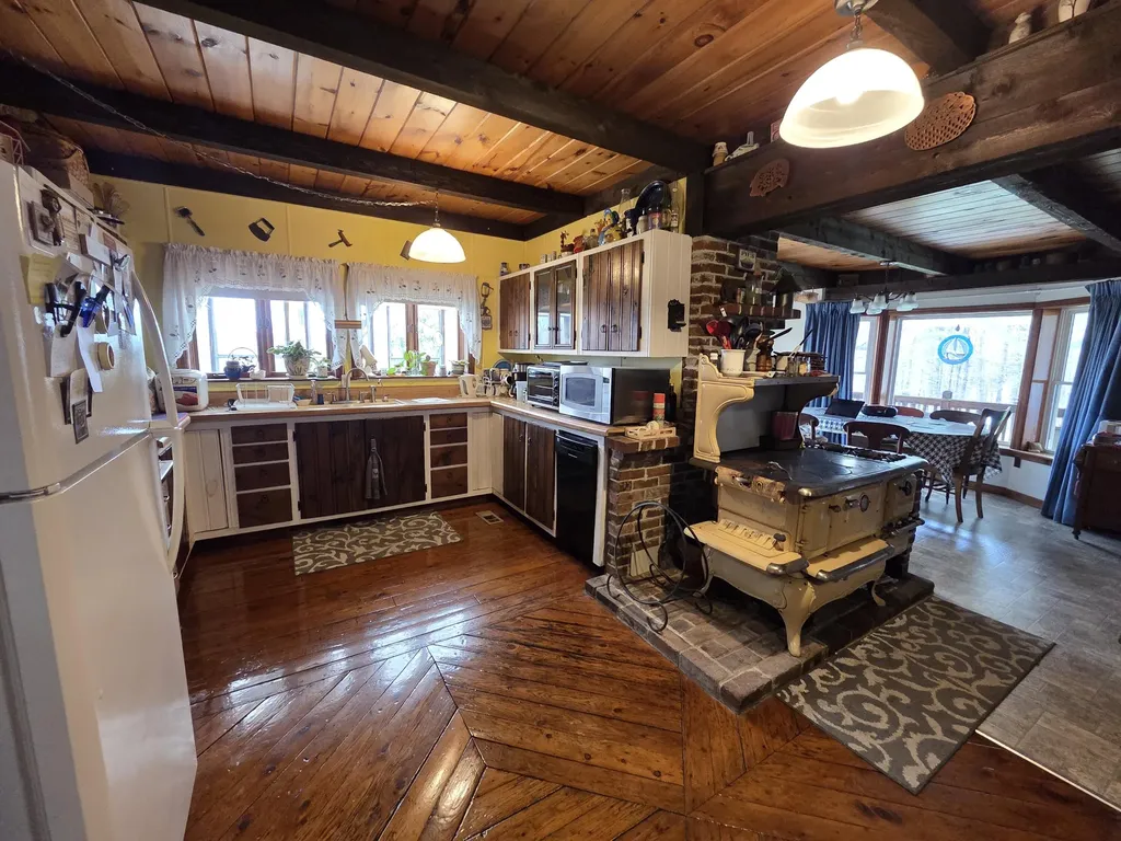 56 A Buzzell Lane Greene ME 04236