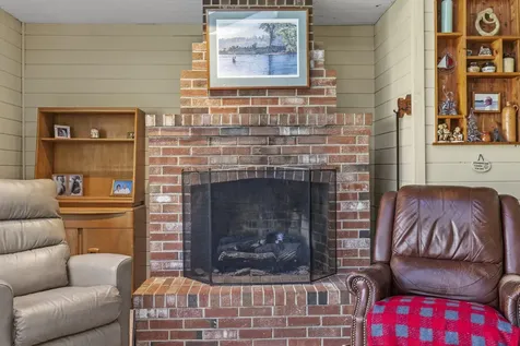 186 Clay Hill Road York ME 03902