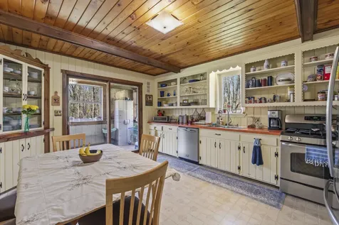 186 Clay Hill Road York ME 03902