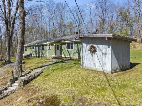186 Clay Hill Road York ME 03902