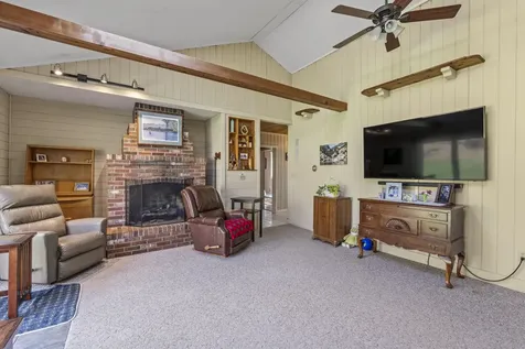 186 Clay Hill Road York ME 03902