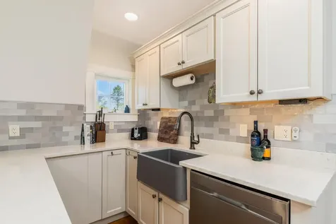 21 Fernald Avenue York ME 03909