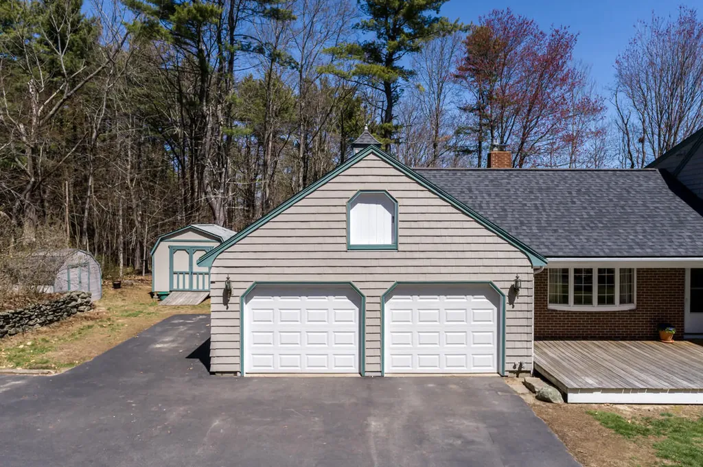 7 Fayview Lane North Yarmouth ME 04097