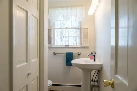 7 Fayview Lane North Yarmouth ME 04097