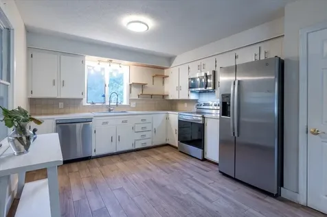 71 Woodland Avenue Warren ME 04864