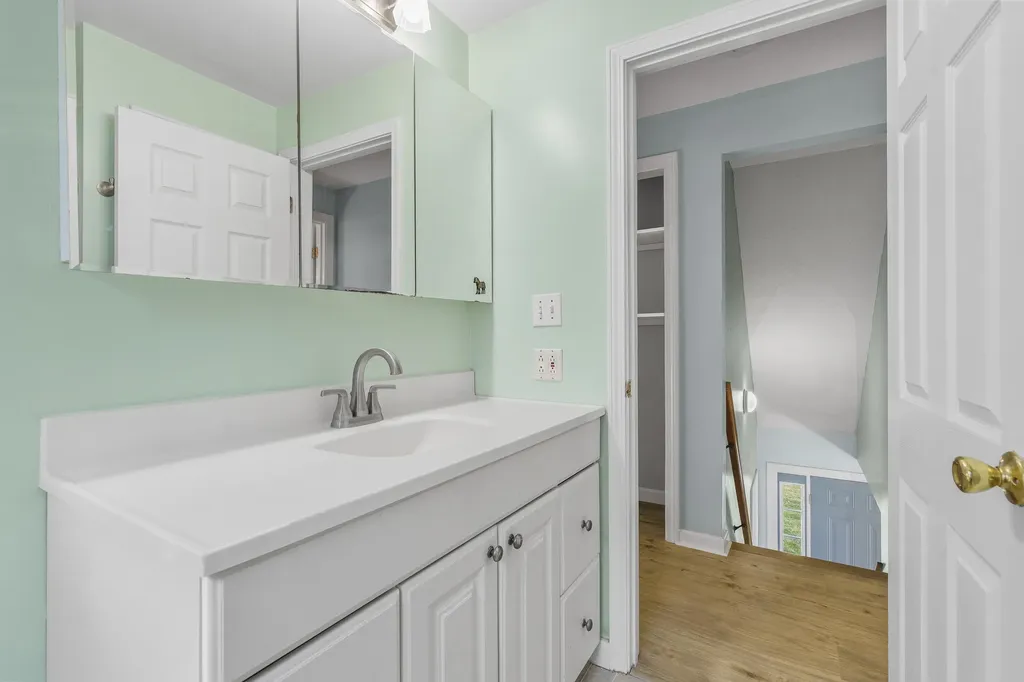 23 Compass Rose Road Brunswick ME 04011
