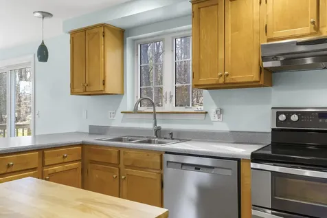 23 Compass Rose Road Brunswick ME 04011