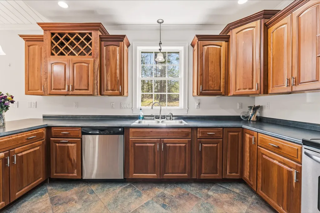 53 Stag Hollow Greene ME 04236