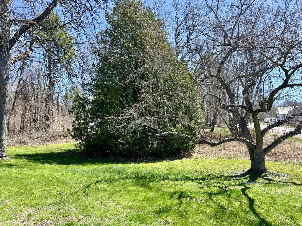 28 Vienna Road Chesterville ME 04938