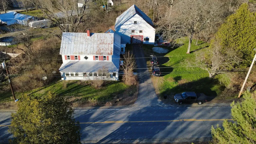 28 Vienna Road Chesterville ME 04938