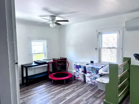 28 Vienna Road Chesterville ME 04938