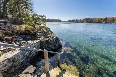 3 Pine Island York ME 03909