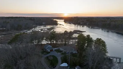 3 Pine Island York ME 03909