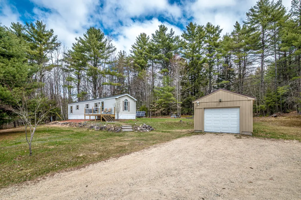 440 Old County Brownfield ME 04010