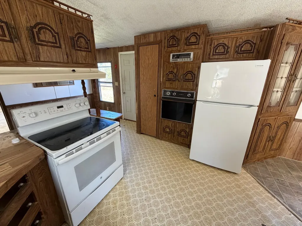 137 Bridge Road Cambridge ME 04923