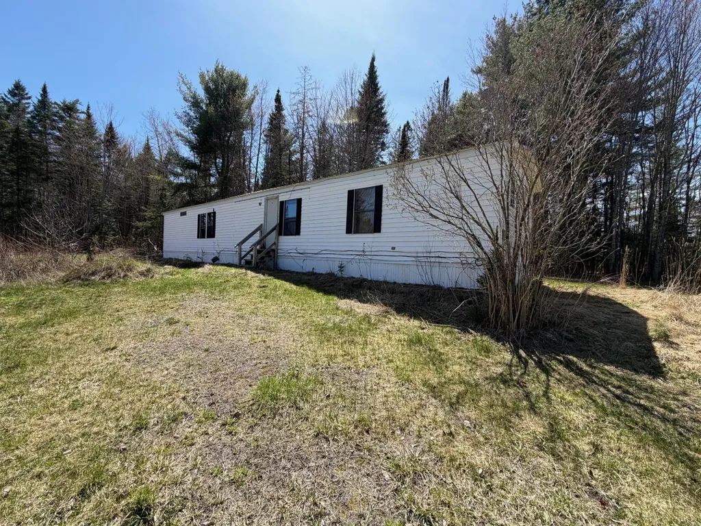 137 Bridge Road Cambridge ME 04923