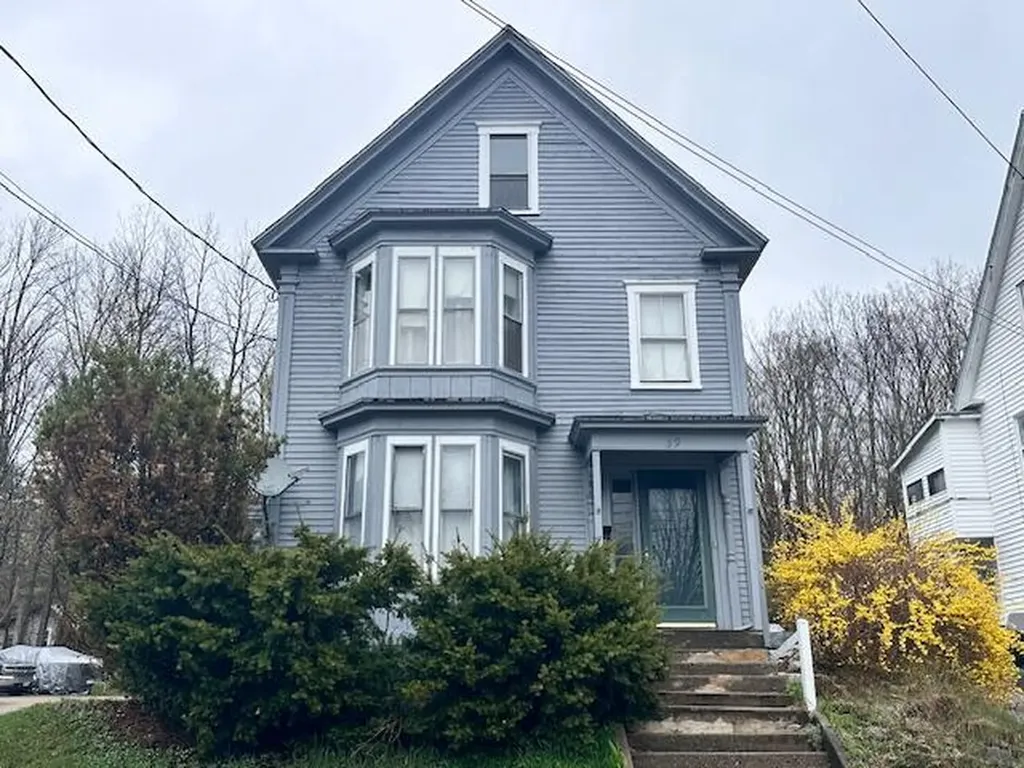 39 Payne Street Sanford ME 04083