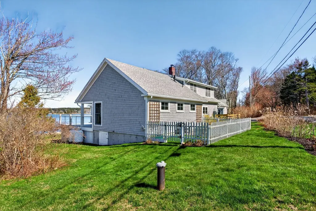 113 Pemaquid Trail Bristol ME 04554