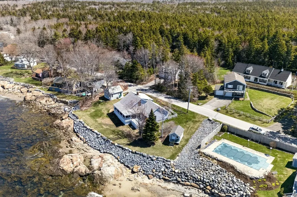 113 Pemaquid Trail Bristol ME 04554