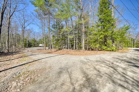41 Cain Lane West Gardiner ME 04345