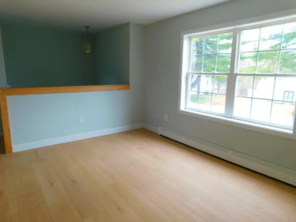 4 Allen's Lane Verona Island ME 04416