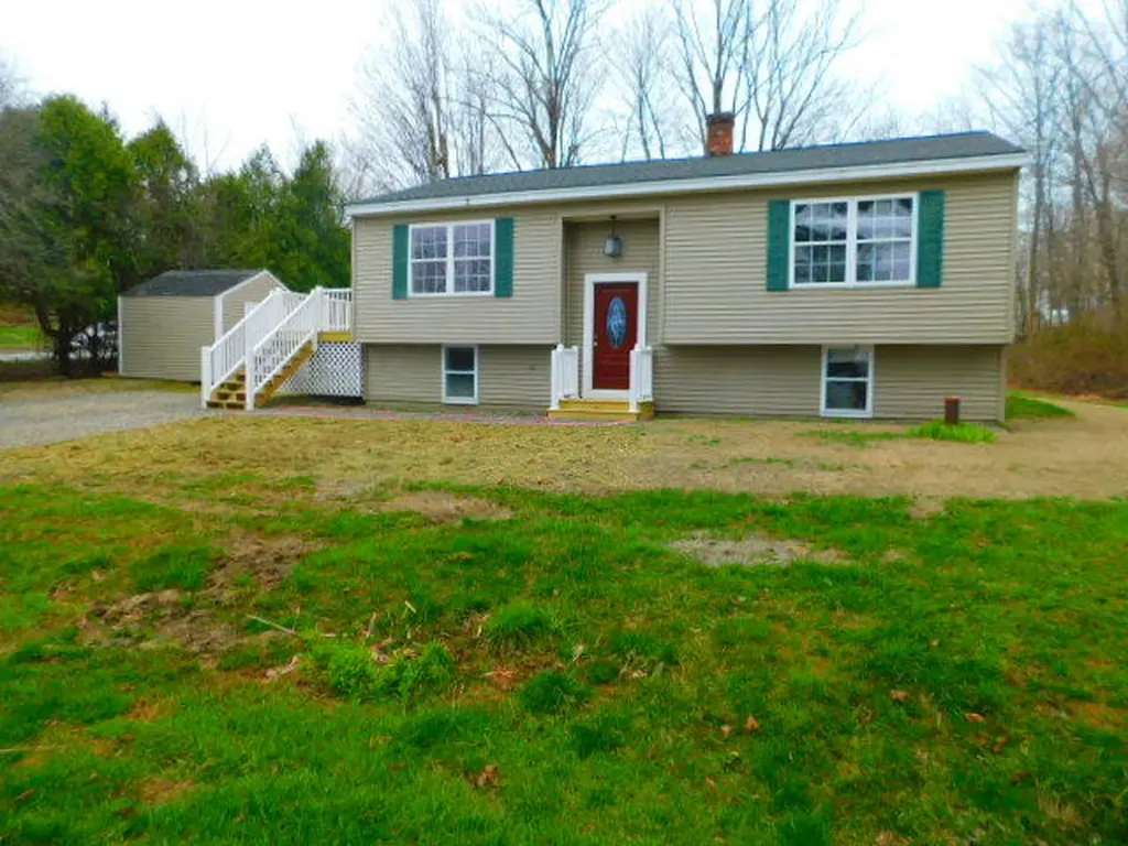 4 Allen's Lane Verona Island ME 04416