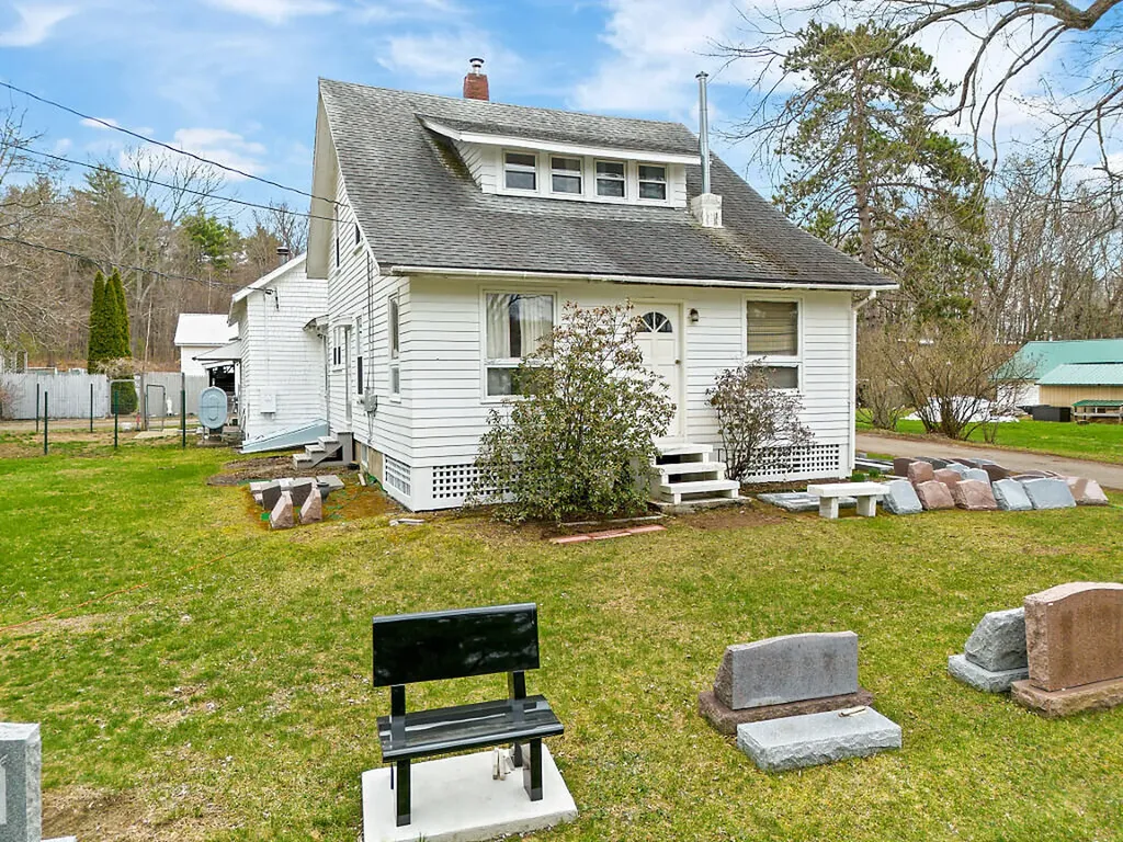 585 Riverside Drive Augusta ME 04330