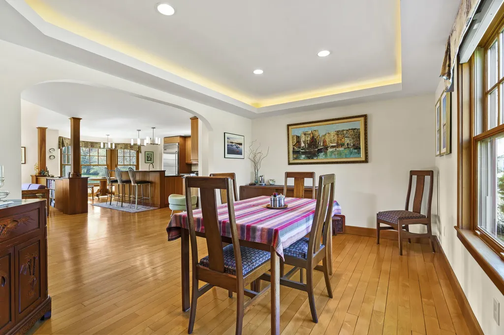 27 Riverview Drive York ME 03909