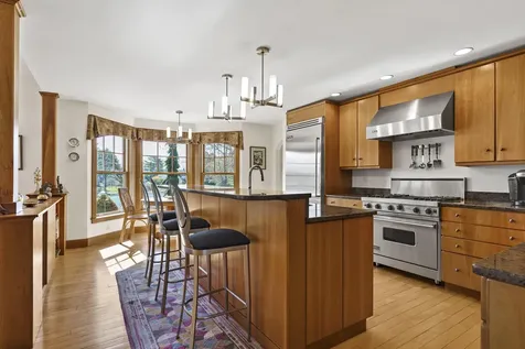 27 Riverview Drive York ME 03909