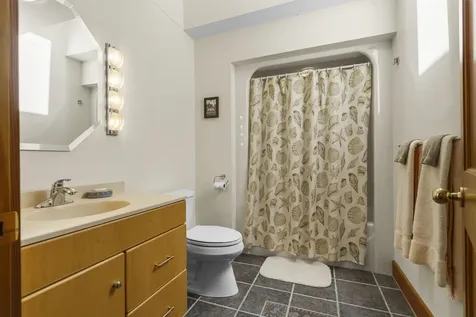 27 Riverview Drive York ME 03909
