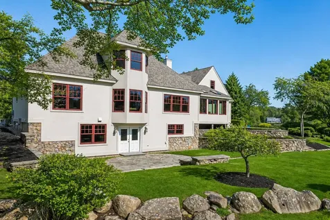 27 Riverview Drive York ME 03909