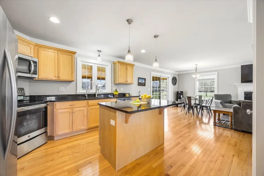 17 Shiers Meadow Drive Gorham ME 04038