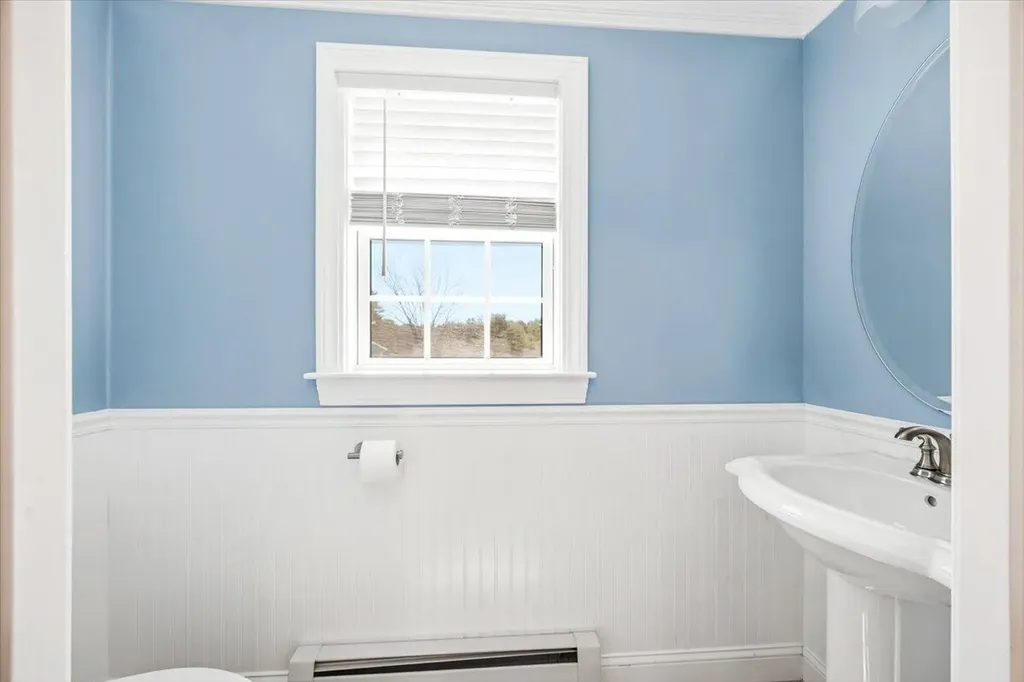 17 Shiers Meadow Drive Gorham ME 04038