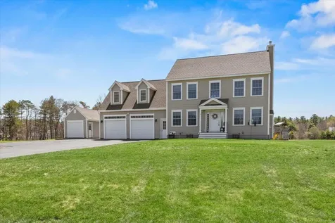 17 Shiers Meadow Drive Gorham ME 04038