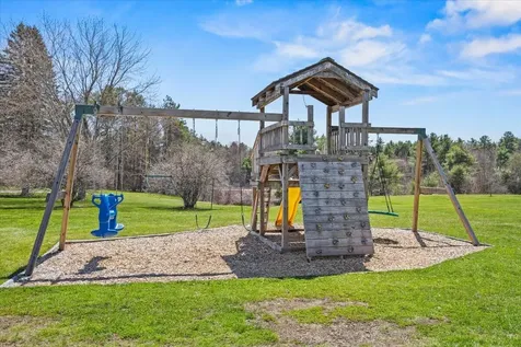 17 Shiers Meadow Drive Gorham ME 04038