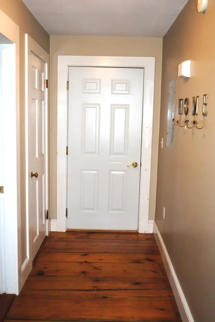 20 Oak Grove Avenue Bath ME 04530