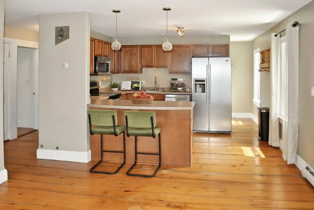 20 Oak Grove Avenue Bath ME 04530